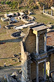 Volterra - Zona archeologica con i resti del teatro e del foro romano.